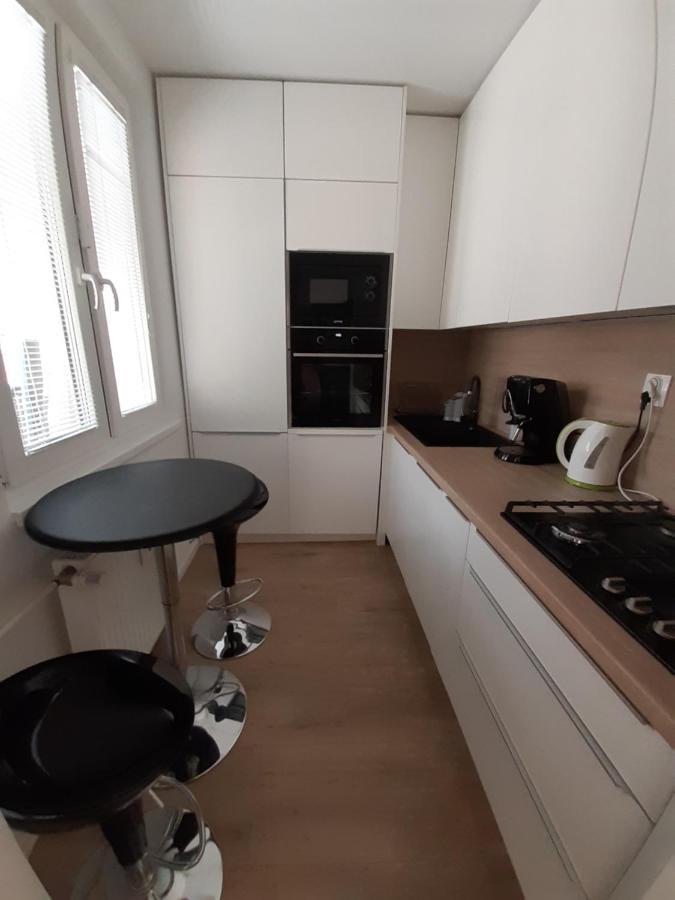 Apartment Klimka With Balcony, Free Wifi And Free Parking براتسيلافا المظهر الخارجي الصورة