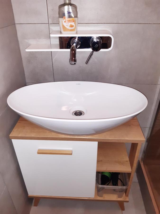 Apartment Klimka With Balcony, Free Wifi And Free Parking براتسيلافا المظهر الخارجي الصورة